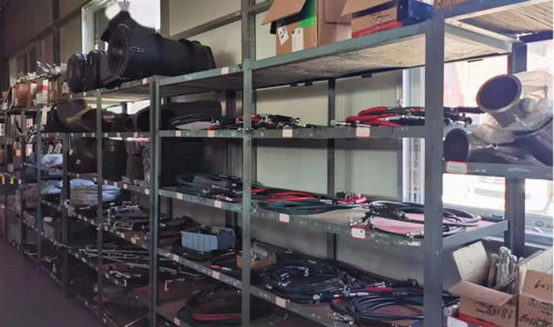 中國(guó)重汽丨產(chǎn)品可靠 服務(wù)貼心 煙臺(tái)卡友點(diǎn)贊豪沃t7h